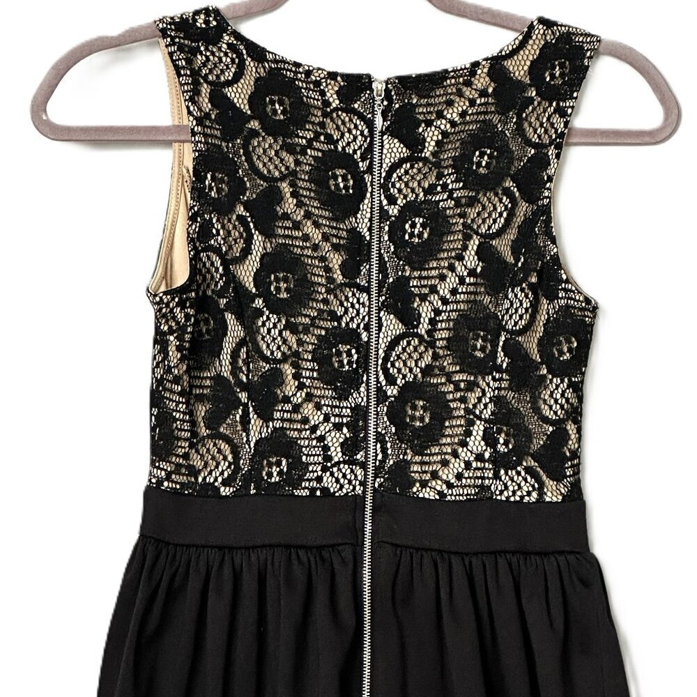 Lace Top Black and Tan A-Line Mini Dress Size Small with Zipper Back - Picture 3 of 6